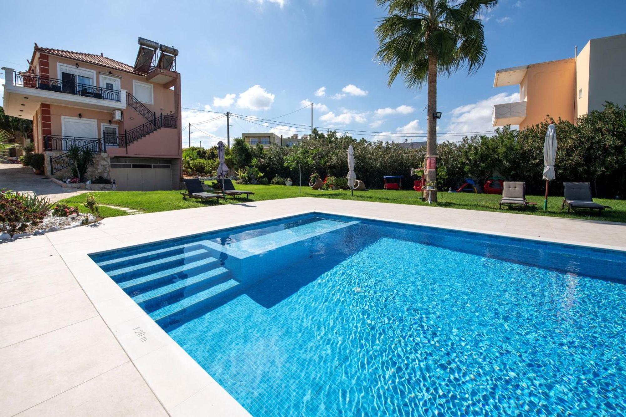Socrate'S Apartment'S With Share Pool Kamisianá 外观 照片